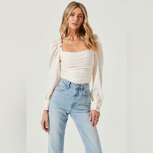 ASTR the label puff sleeve square neck top